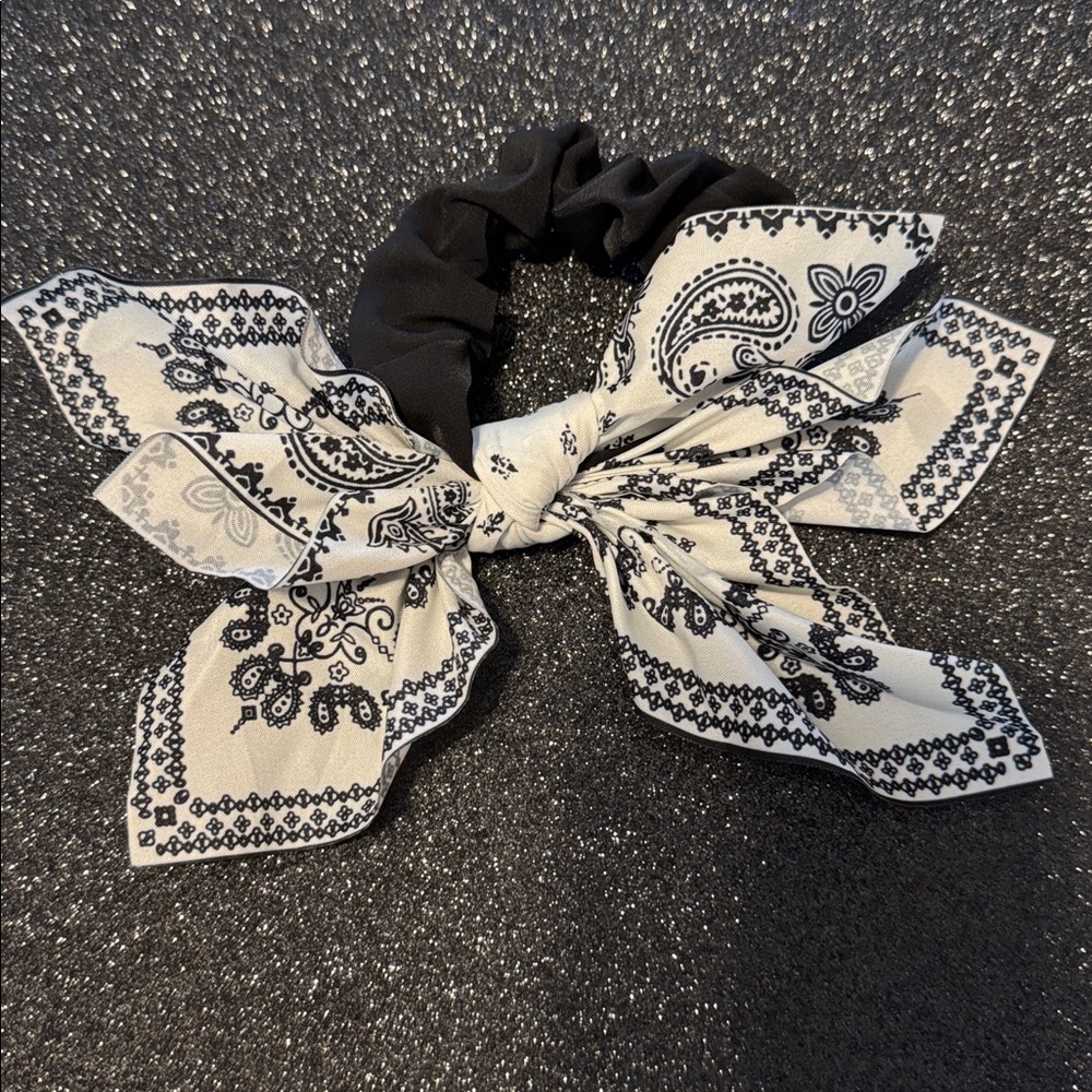 Black and White Paisley Bow Scrunchie Hair Tie